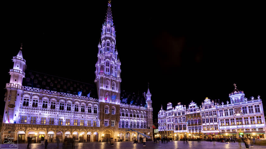 Brussels Town Hall and Grand-Place illuminated at night